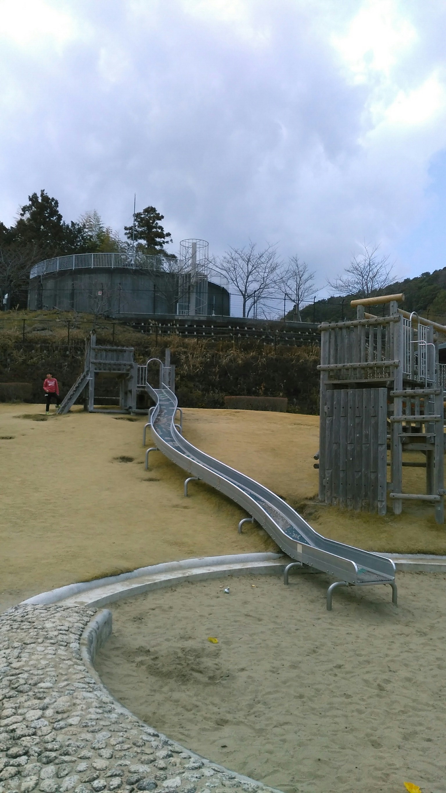 AA8E0023-7695-446C-A51F-2E33B86F9FF8