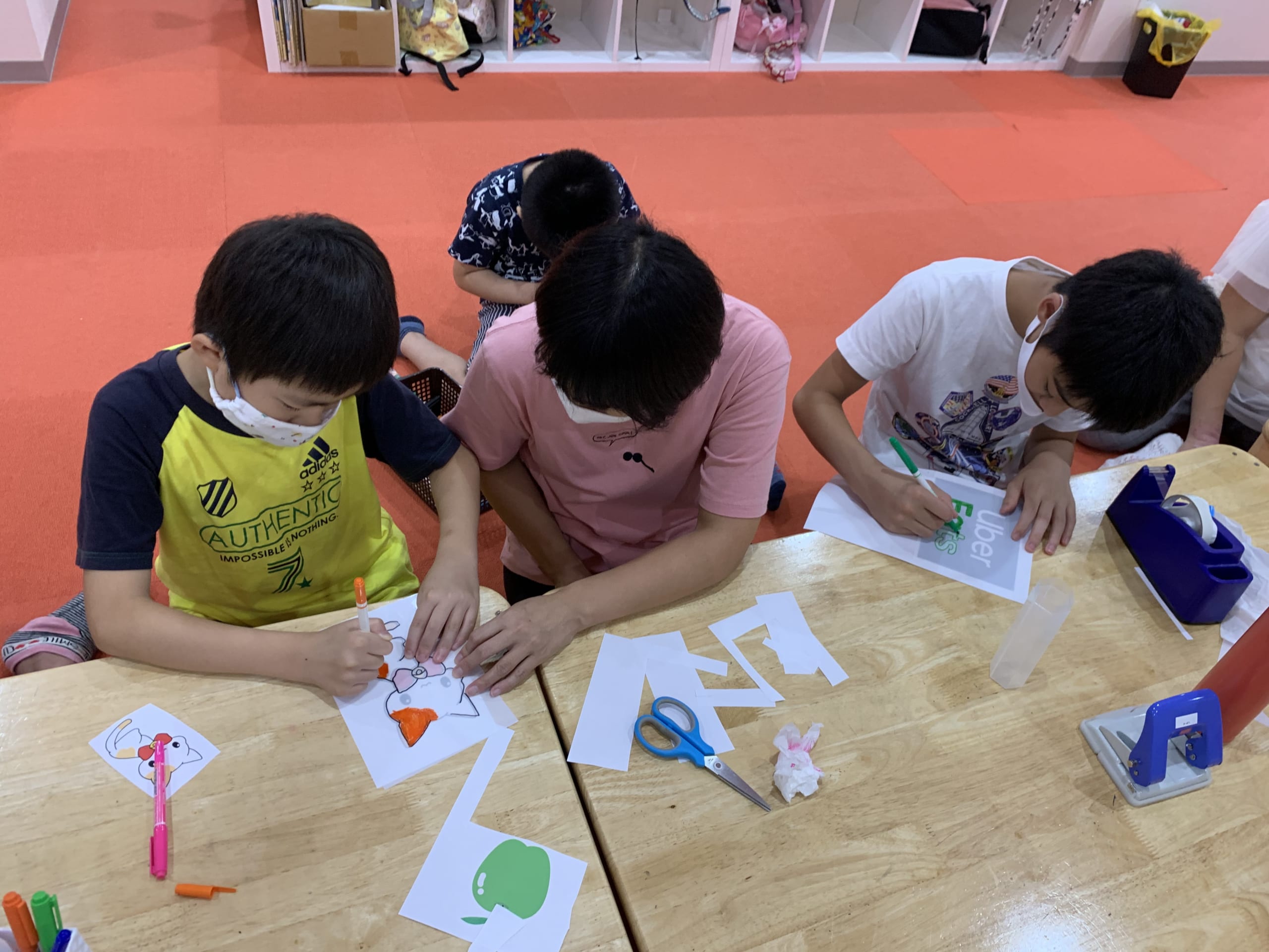 DFAD73D7-010D-4DAB-8738-F0DDD1163286